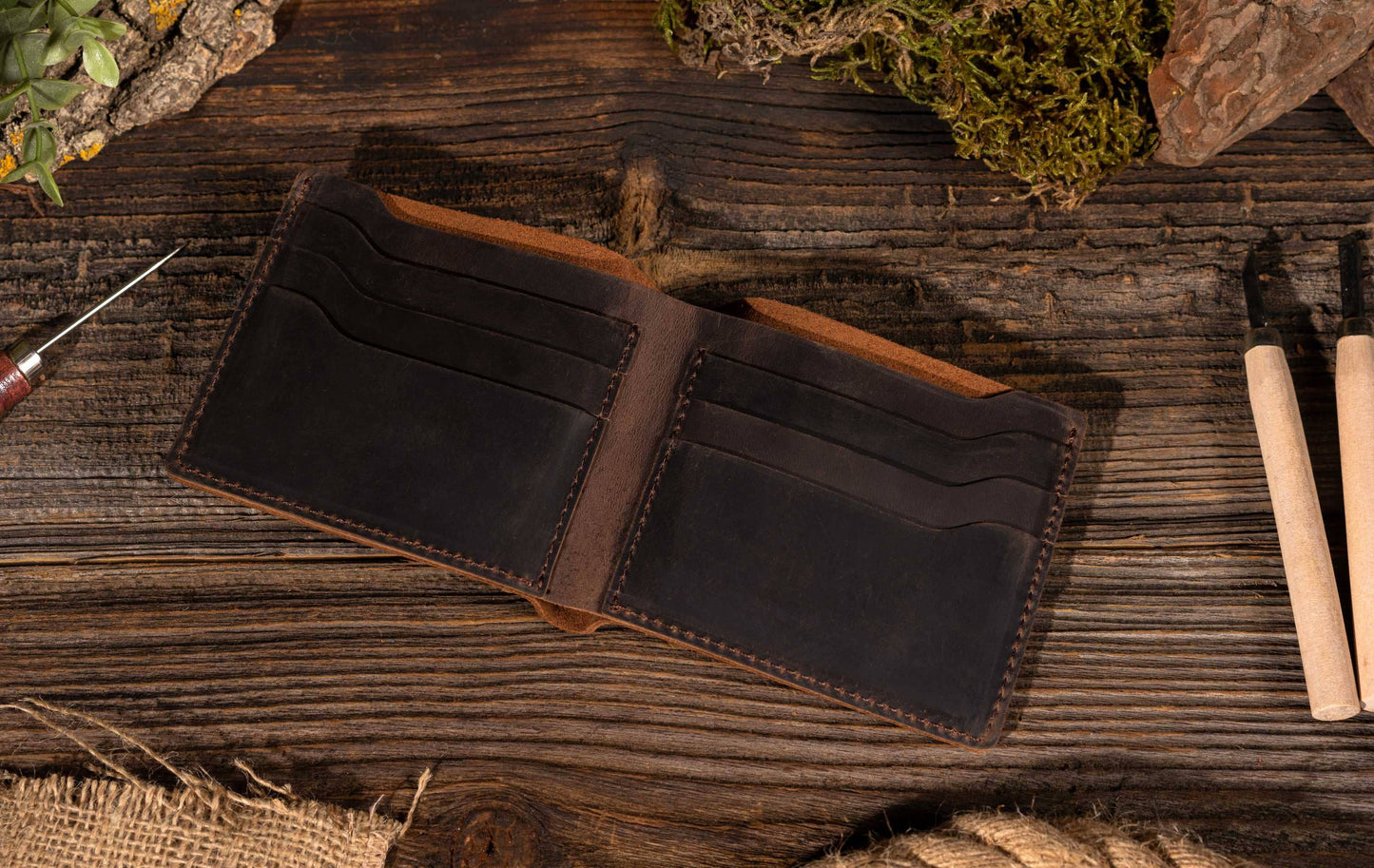 Leather Wallet,  Bifold Wallet, Handmade Wallet for Men: Brown