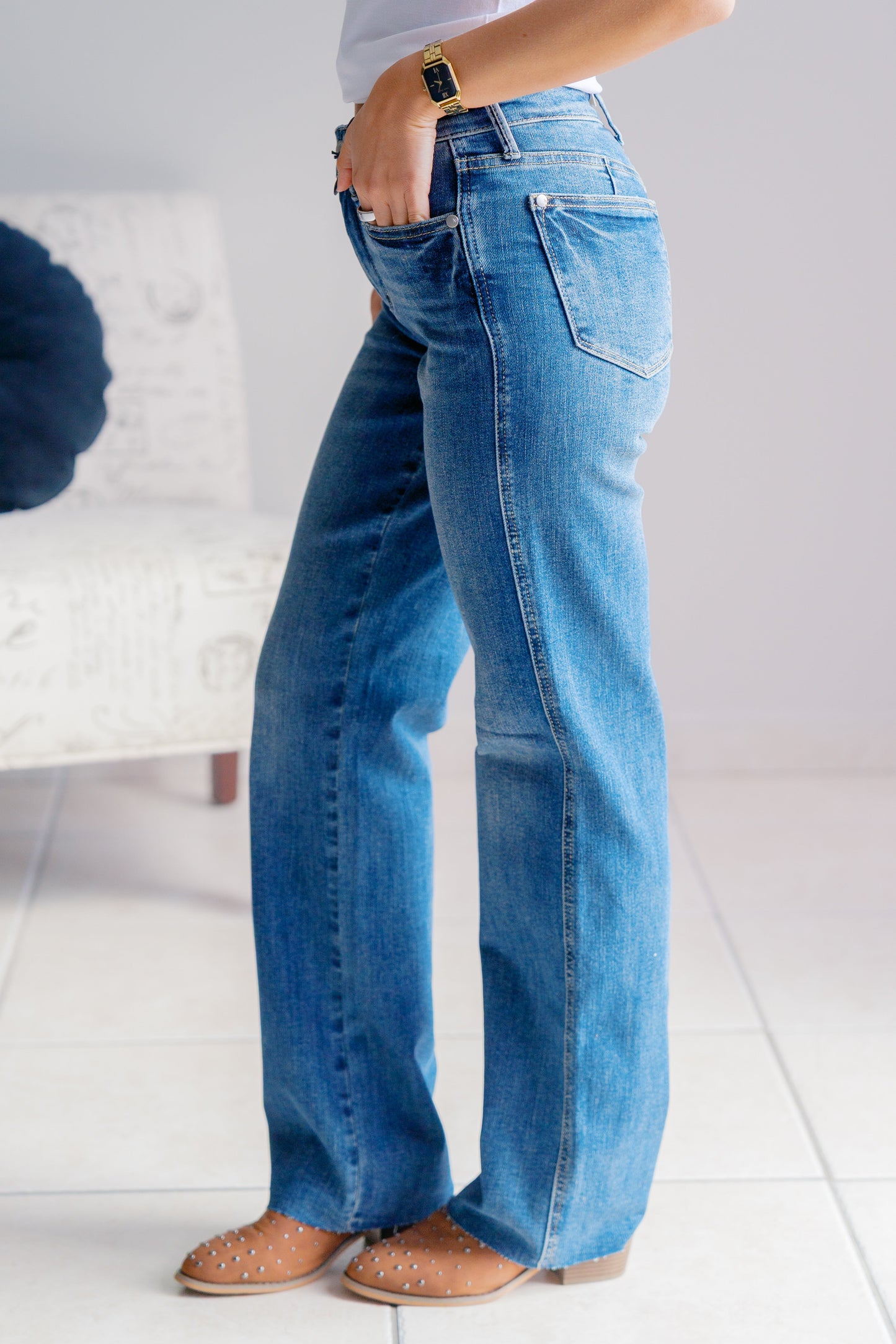 unique-id-04047b7a-6e1f-4b1d-b47a-426ebfff0224