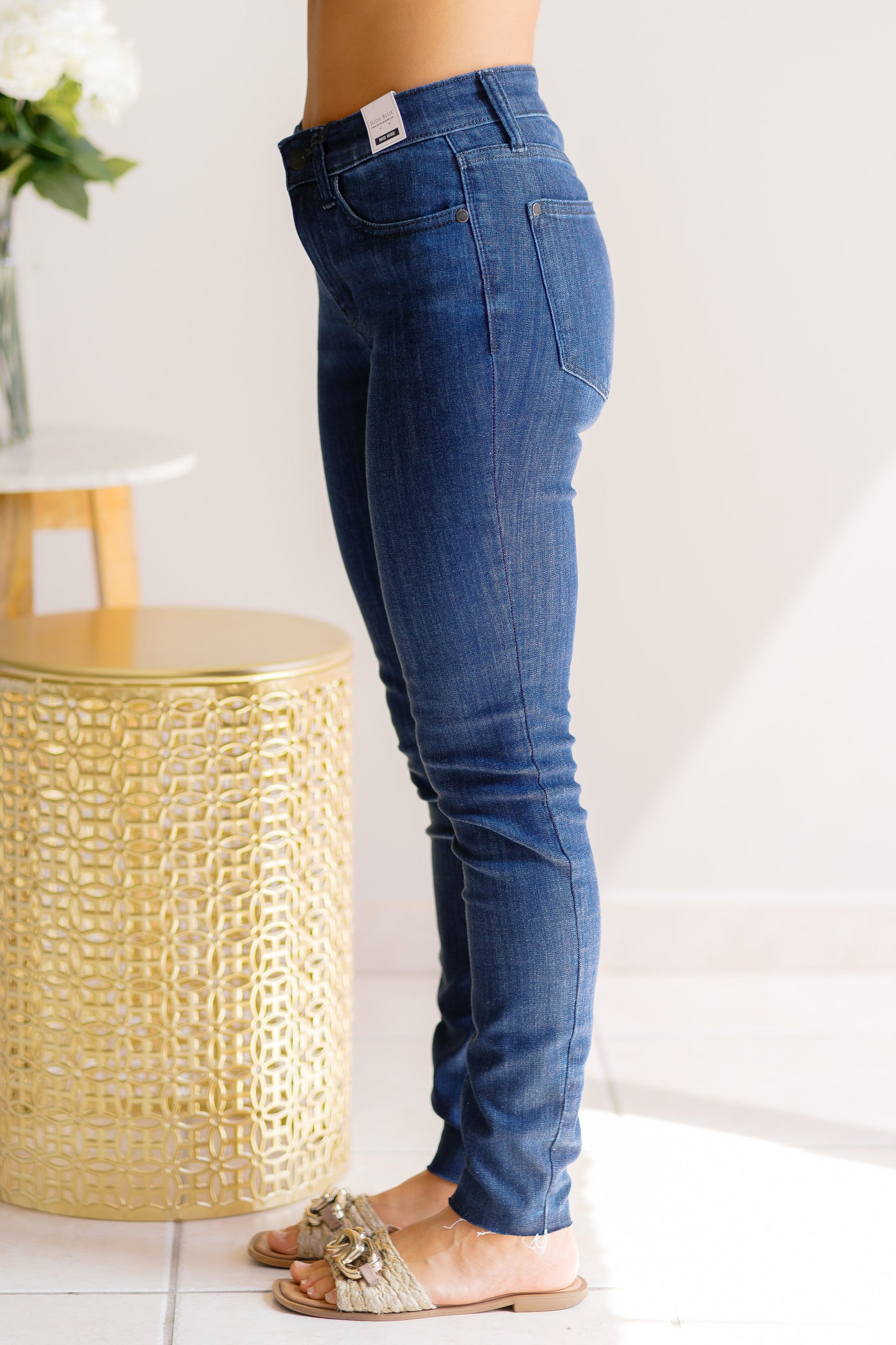 unique-id-1b526071-dd5e-45a8-9170-934d7909b3fa