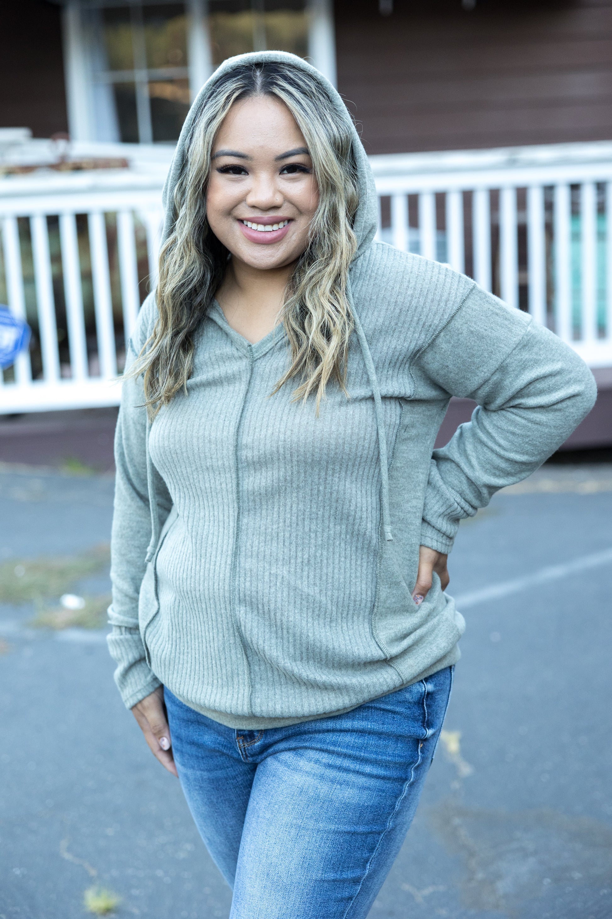 unique-id-62198229-49a5-40a7-8641-e2346263d3bd