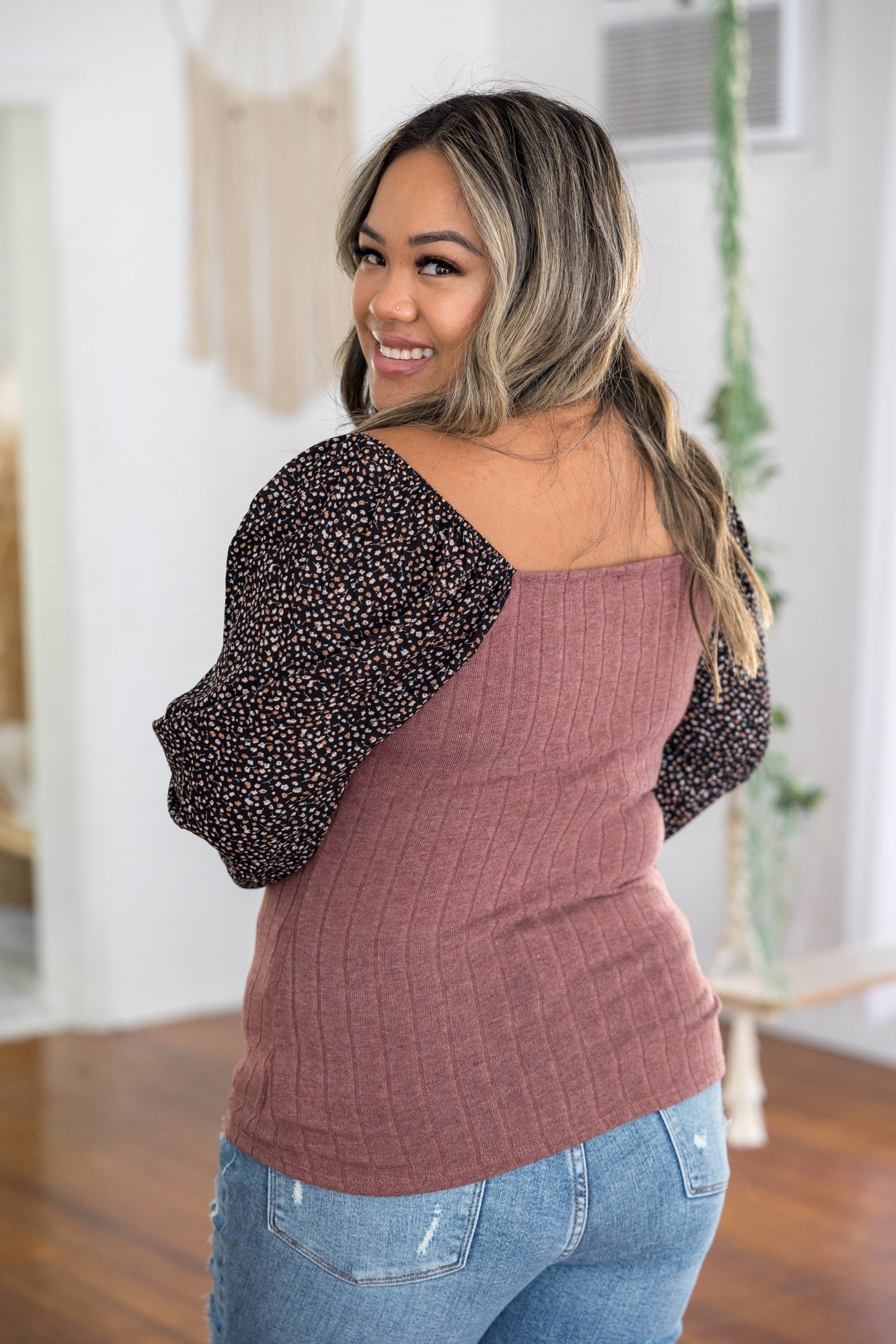 unique-id-974ef9c3-683b-4fb9-b793-8e509e3b335b