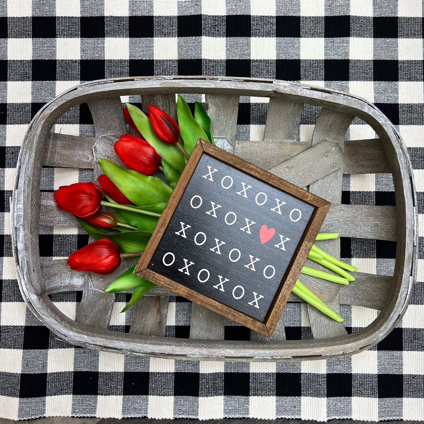 XOXO Heart Valentines Day Wood Sign