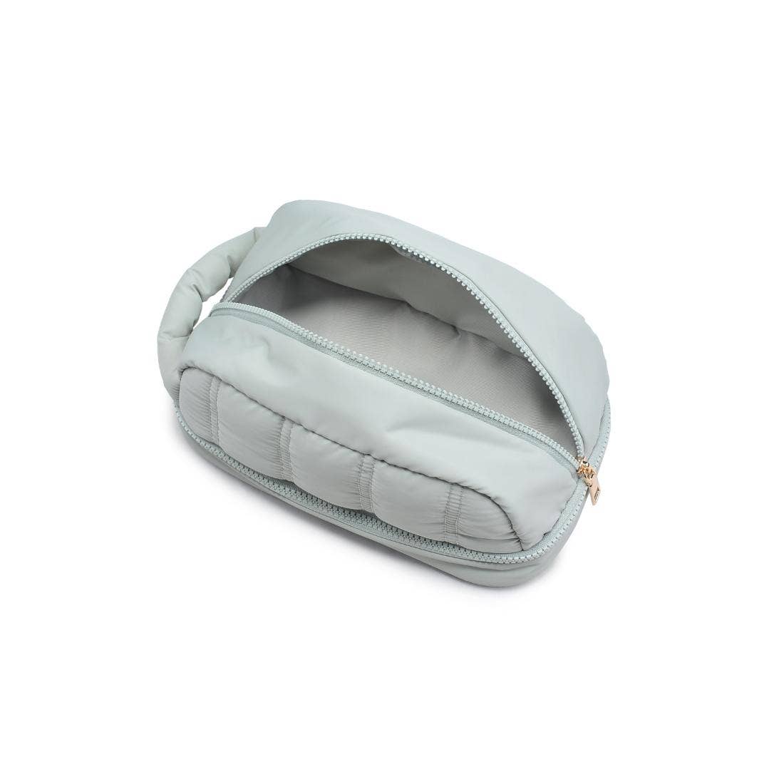 Jet Nylon Dopp Kit: Butter
