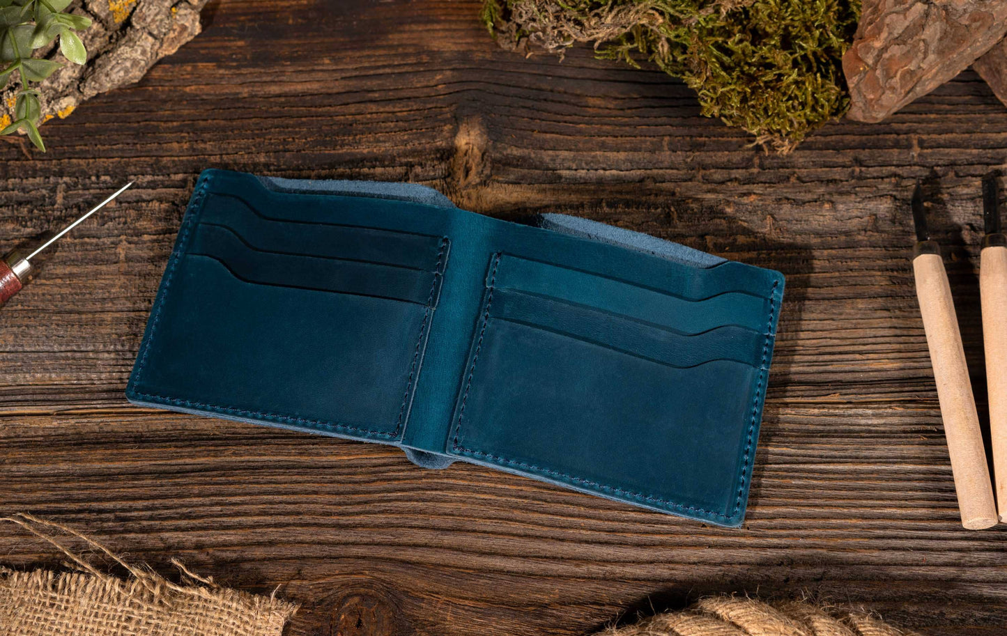 Leather Wallet,  Bifold Wallet, Handmade Wallet for Men: Brown