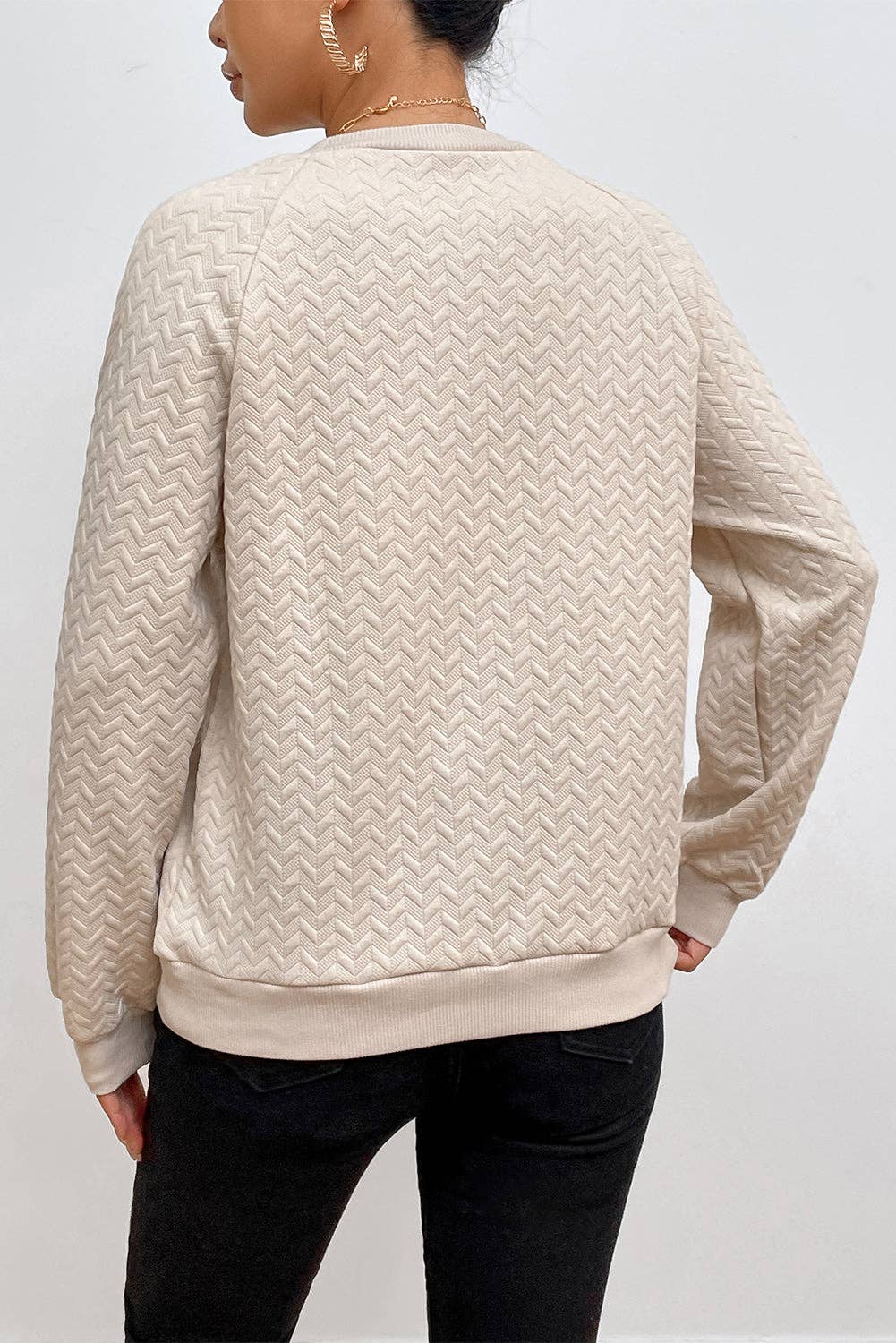 Textured Raglan Sleeve Pullover Sweatshirt: Beige