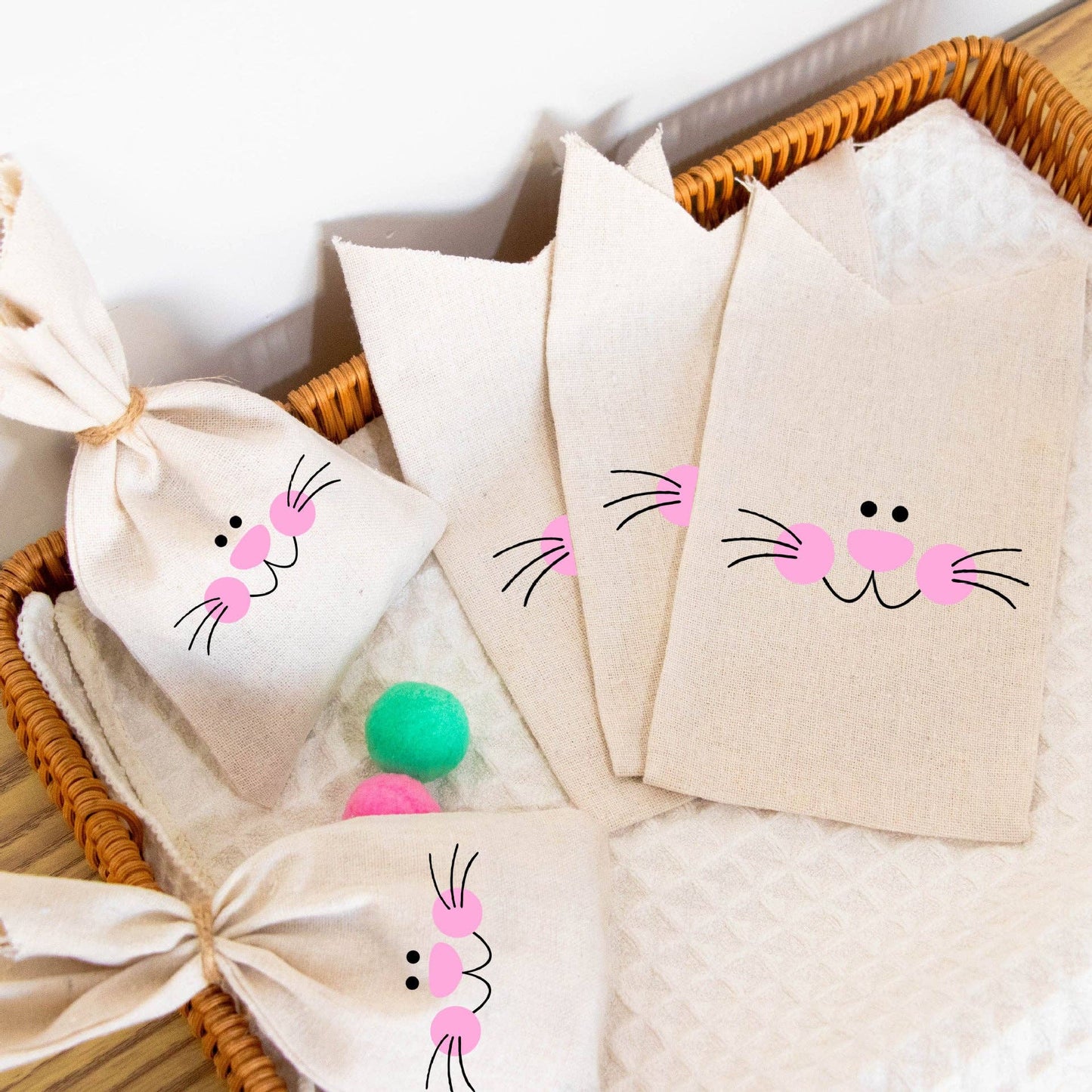 Easter Bunny pattern Candy Bag Easter Gift Wrapping Bag: Rabbit burlap sack (including rope)