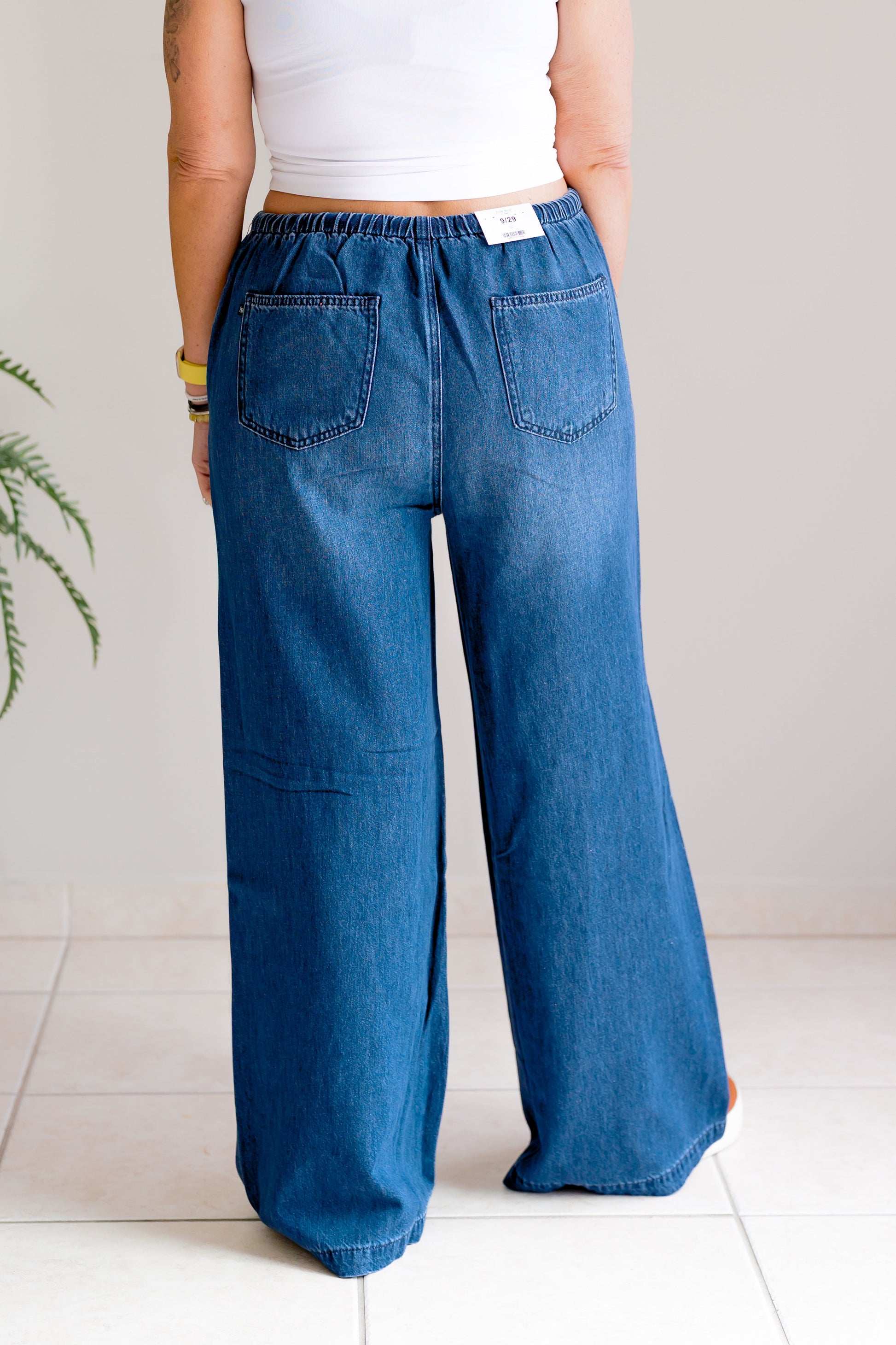 unique-id-fd65c4a8-cdeb-4968-bf88-d98d7be34929