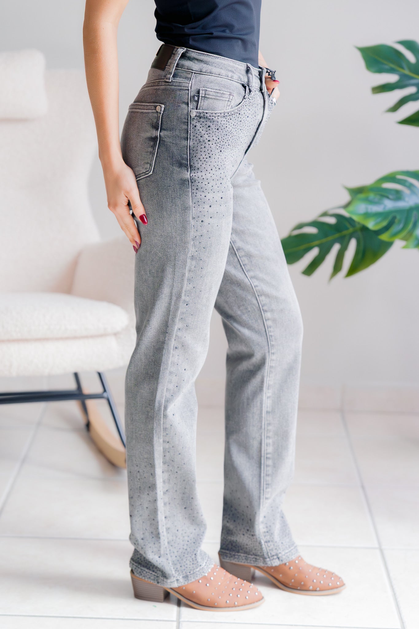 unique-id-f23bd7a3-081b-49a7-a9fc-1ff48d2a2a76