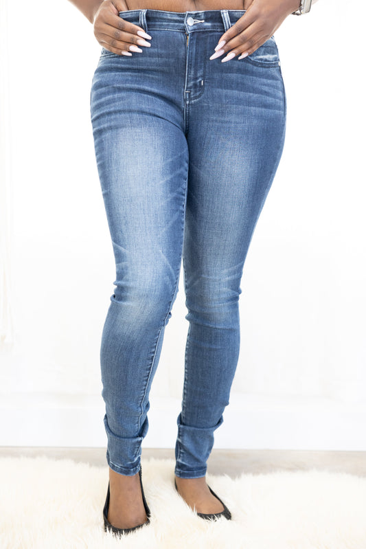 She's Got Legs - Tall Judy Blue Skinnies